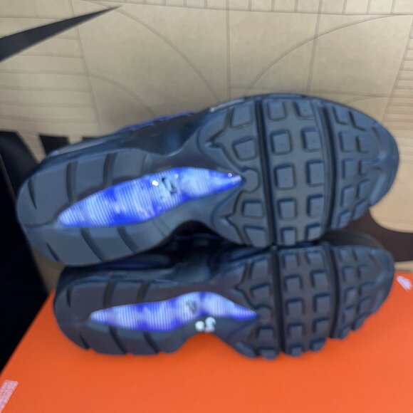 NEW Nike Air Max 95 Black Persian Violet II4053-008 Womens Size 6.5 / 5Y - Picture 5 of 6